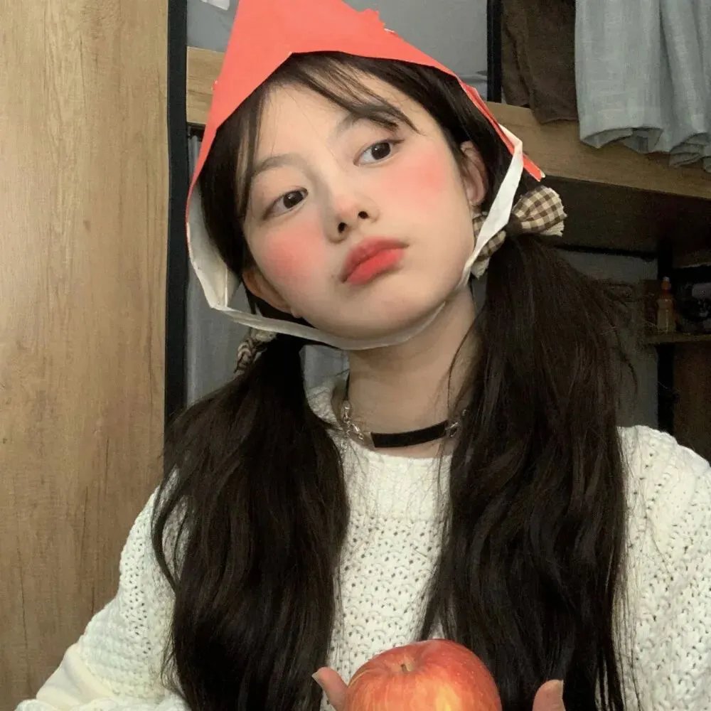 比基尼少女